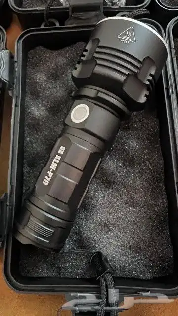 كشاف قوي جدا يوجد فيديو 0