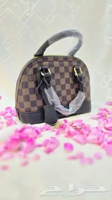 عروض شنط ماركات مخفضه 99 ريال 1