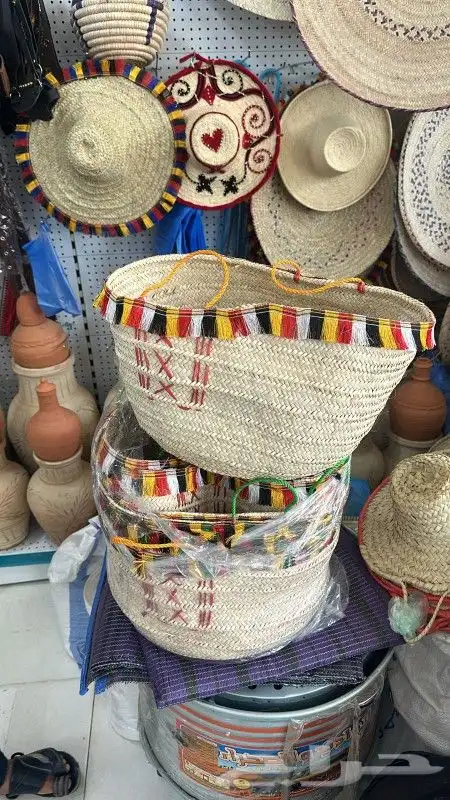 يوجد قعايد ومجالس وطاولات وتراث من الجنوب جيزان 6