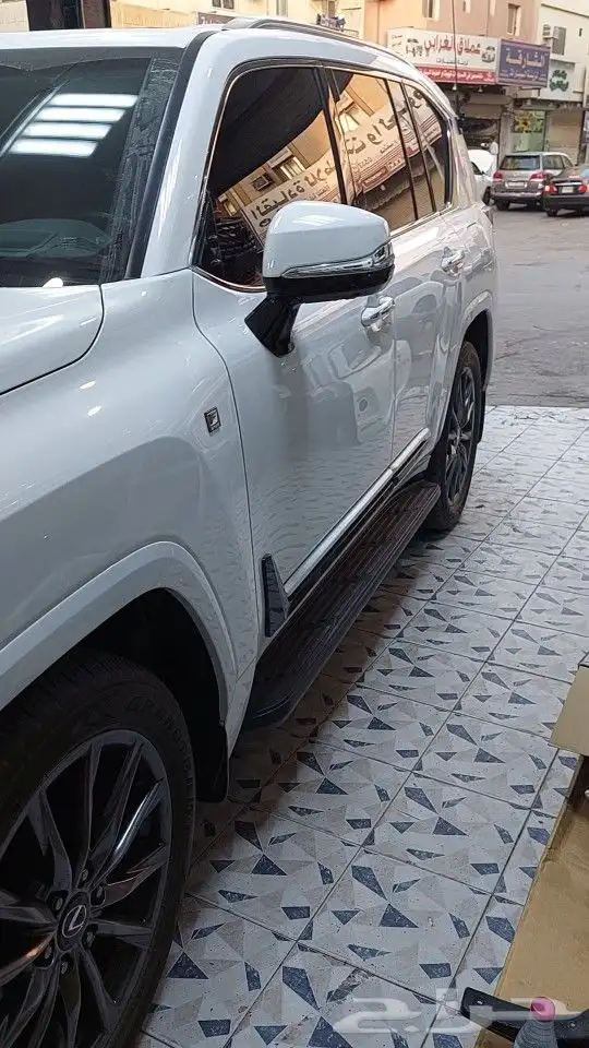 ترهيم لكزاس من 2023الي 2024 F SPORT 5