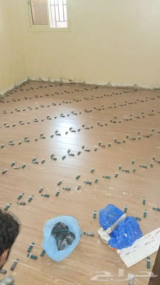 مبلط بلاط  شان  عبدالمج د 0