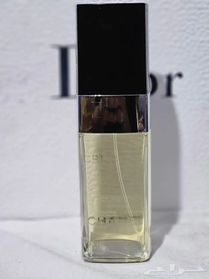 السلام عليكم الي يبي عطور ماركات اصليه يراسلني واتس اب 12