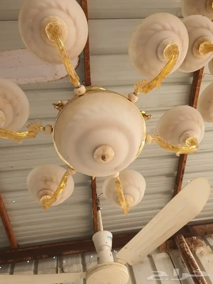 البيع ثريات عدد7 حبات 3كبار 3