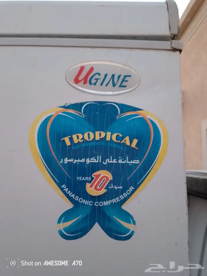 يوجد اثاث غرف نوم6 مكيفات ويوجد مطبخ كامل ويوجد 41