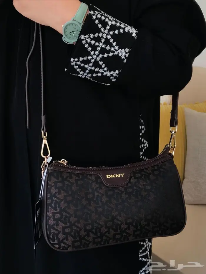 ثلاث موديلات شنط دكني نسائية شنطات ماركات DKNY شنطة بملحقات 19