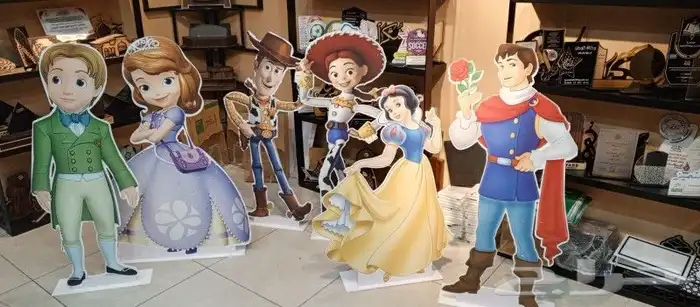 دروع ايكريلك خشبيات اسم 3D فوركسات اعمال مدرسية 30
