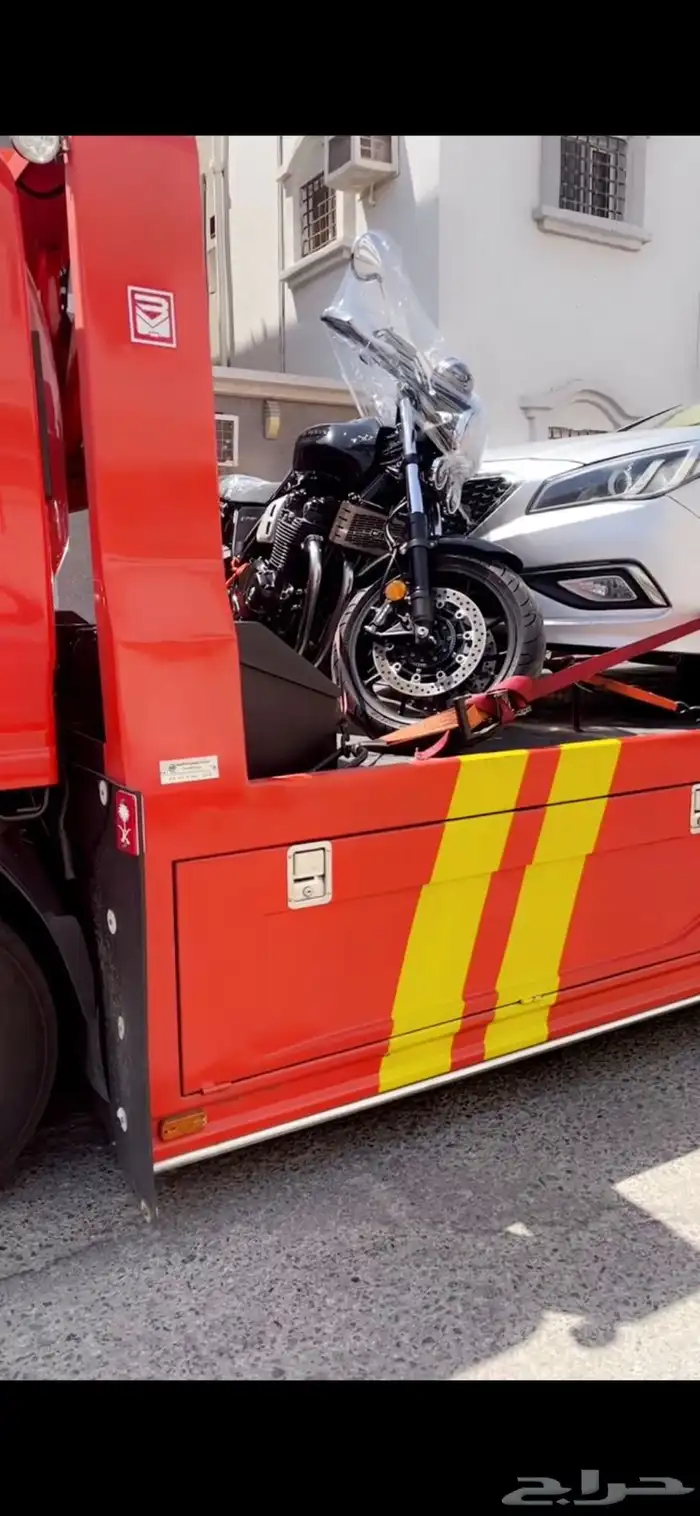 سطحه صامطه لنقل السيارات 3