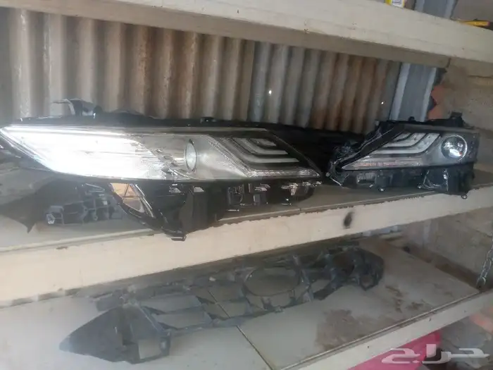 يتوفر لدينا شمعات اماميه كامري ثلاثه لد قراندي 2020 2021 1