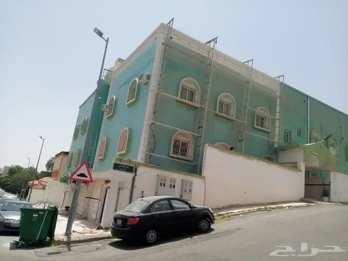 معلم الديكورات الخارجي سمنت ابيض وبطحاء الرياض لياسه ملونه 2