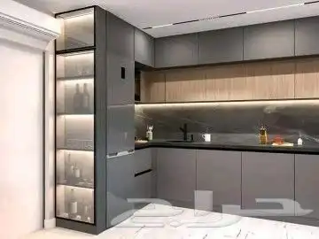 خشب ودواليب ملابس ومطابخ صاج والمنيوم ورخام صناعي 0