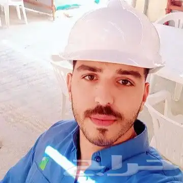 مهندس مدنى خبره 4 سنوات فى الخرسانات والتشطيبات .ولدى رخصه 0