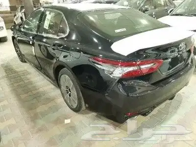 كامرى 2024 SE V6 رمادى (تيتانيوم) 9