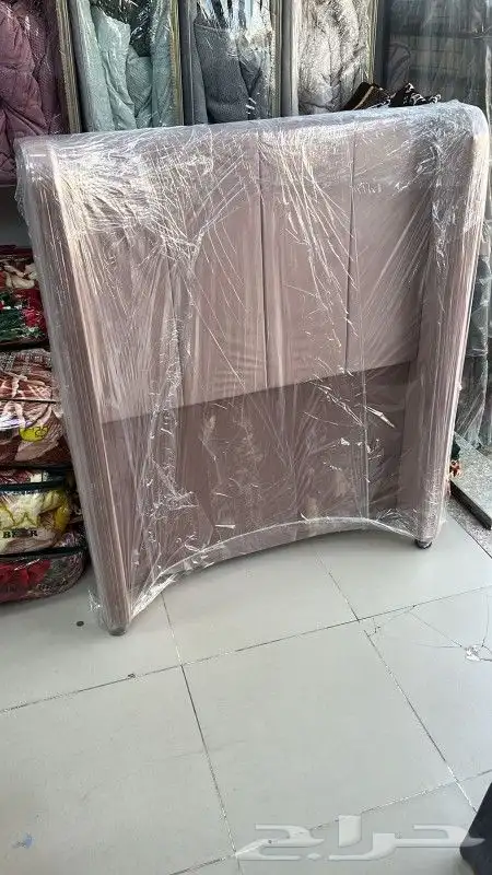 اسره حديد وخشب دواليب مراتب مفارش مخدات بطانيات 18
