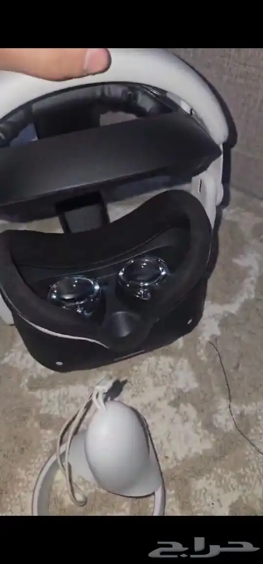 للبيع نظارة Quest 2 vr 2