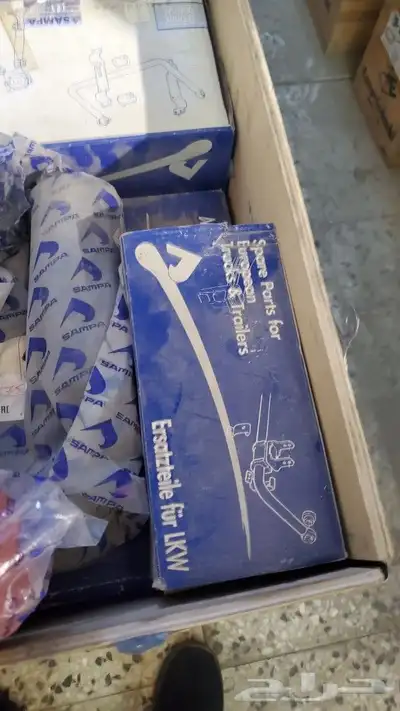 قطع غيار شاحنات فلفو الكميه 26 طبليه جديد حموله ترله 17