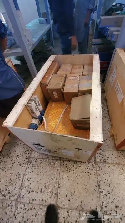 قطع غيار شاحنات فلفو الكميه 26 طبليه جديد حموله ترله 3