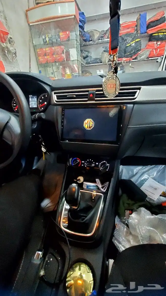 شاشة ام جي5- 2023 4