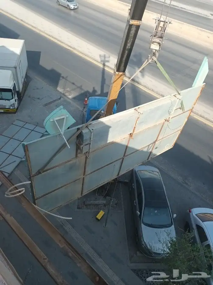 فك لوح محلات ازاله استيكرات واجهات واعلانات 0