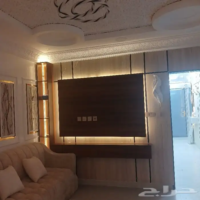 ديكور داخلى لشاشه تلفزيون بشكل عصرى 2