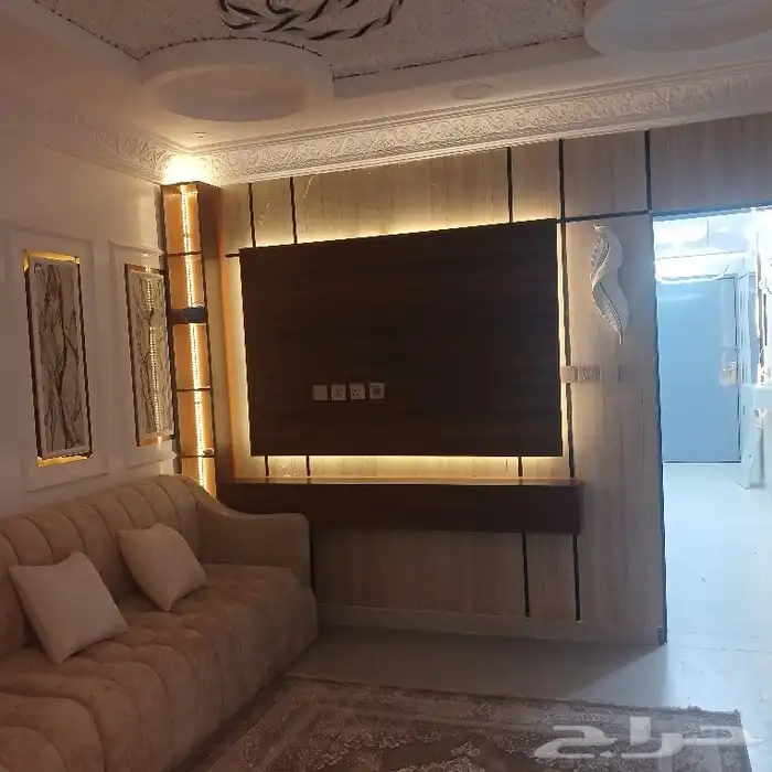 ديكور داخلى لشاشه تلفزيون بشكل عصرى 1