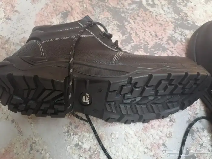 Safety shoes حذاء سلامة ماركة عالمية قوي جدا غير مستعمل 3