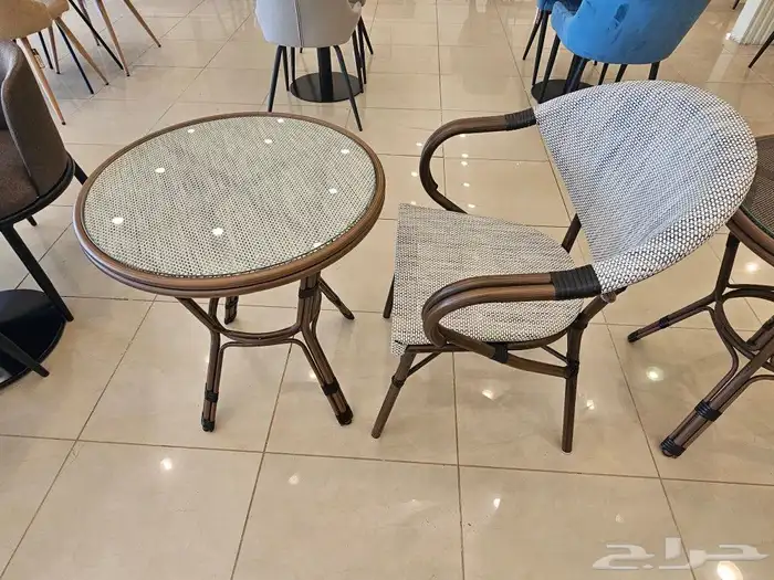 كراسي وطاولات خارجي 23