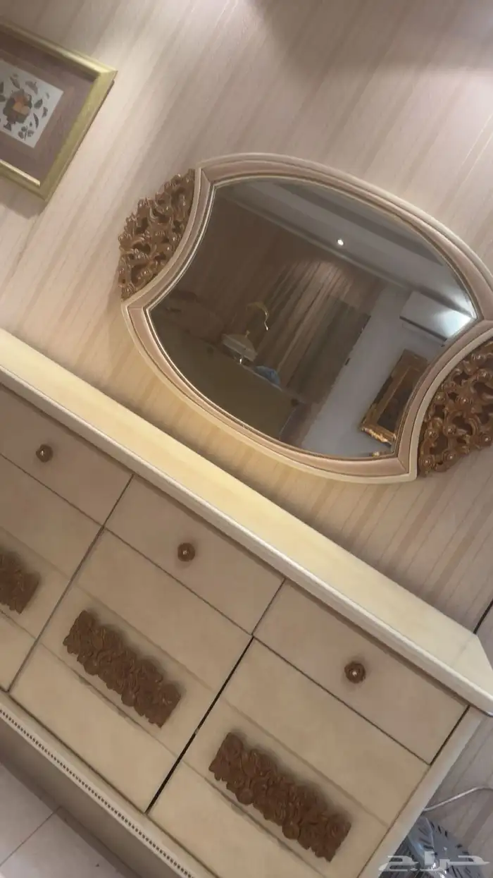 طاولة طعام 2