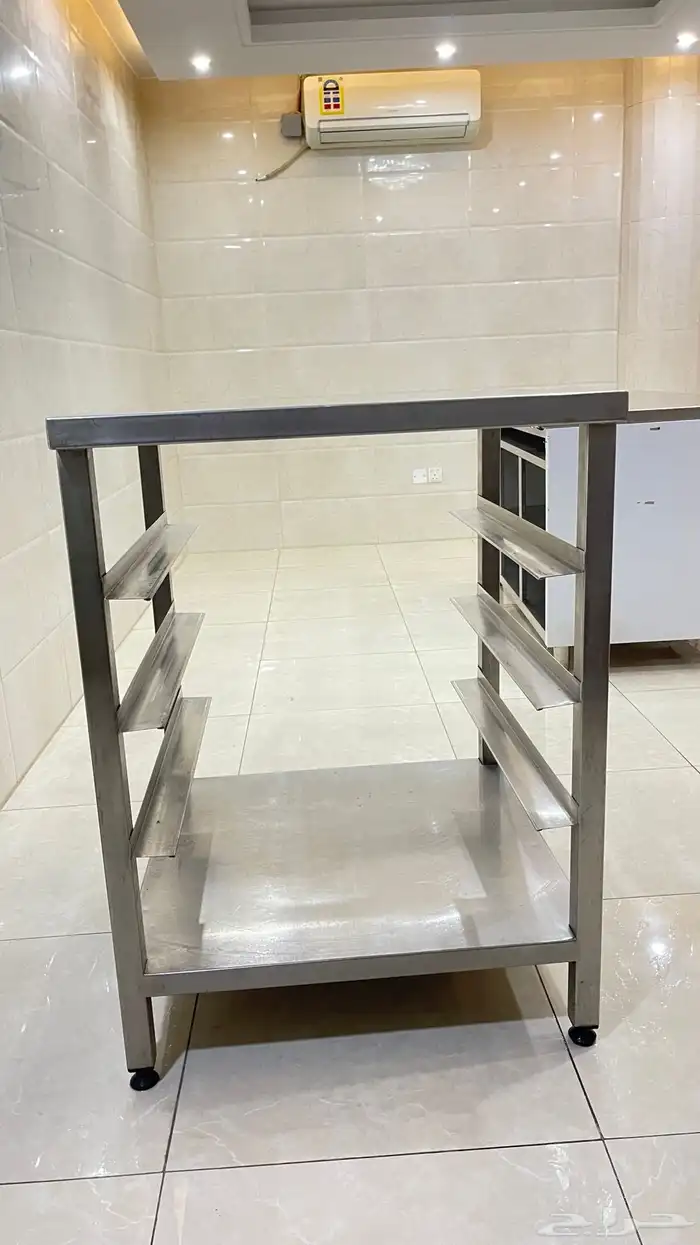 طاولات تحضير للبيتزا مع حاملة حوافظ 4