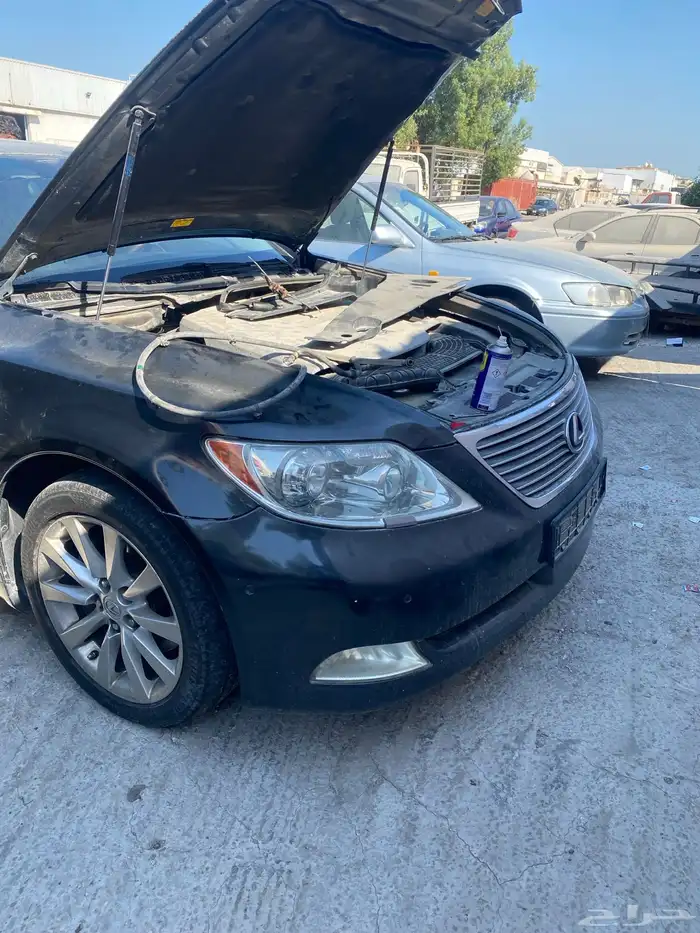 لكزس LS460 3