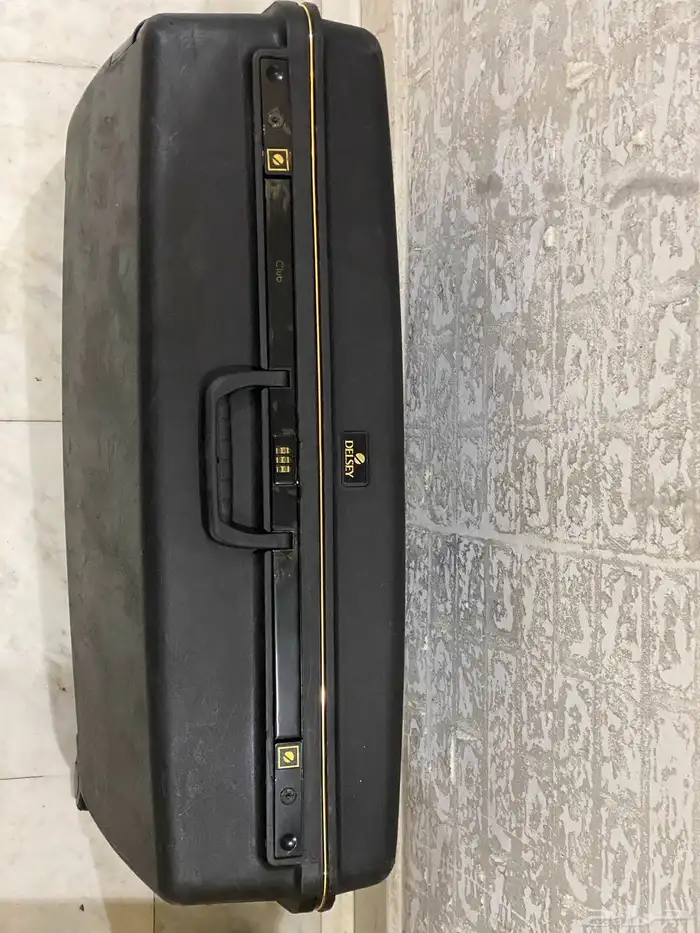 158  شنطة سفر ديلسي 3