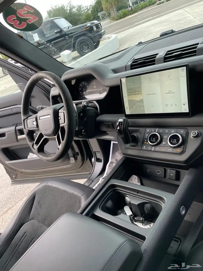 ديفندر 110 V8 سلندر سوبر شارج بانوراما 2023 12
