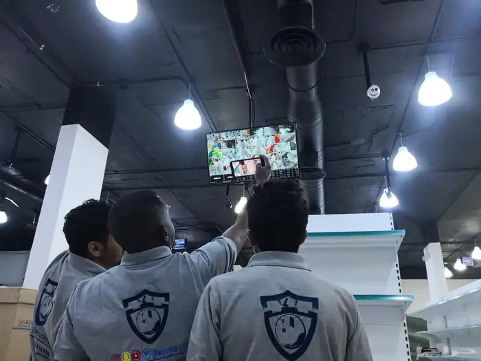 شركة حلول شبكات وانظمة امنيه سنترالات شبكات و بصمة 8