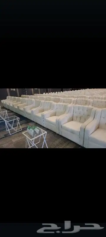 قهوجيين وصبابين كراسي وطاولات سماعات زل ملكي 4