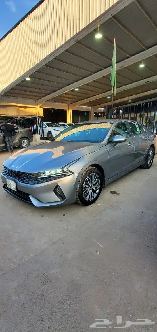للبيع كيا5 2022 السعر 63 مناسب 2