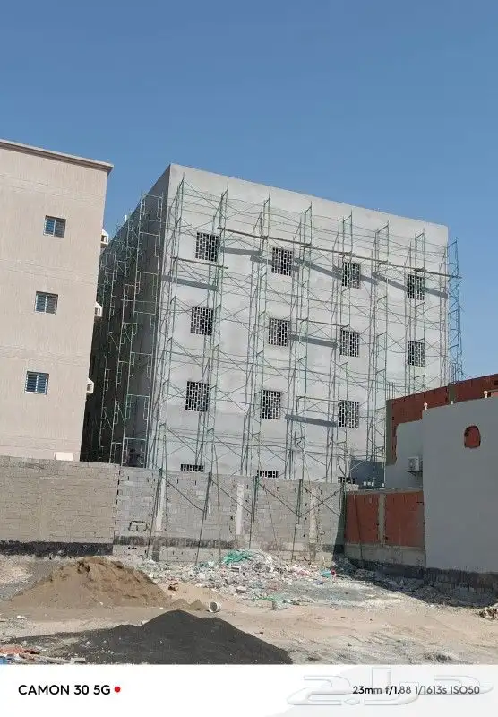 أبو عزام للسقالأت 3