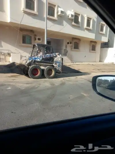 نعمل في أعمال الاسفلت الجديد والمقشور والمستخدم يوجد فراده 17