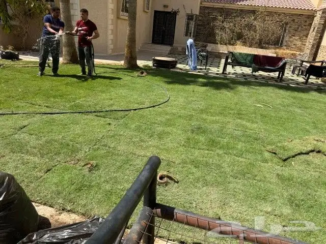 تنسيق حدائق ثيل طبيعي وتمديد شبكات الري 8