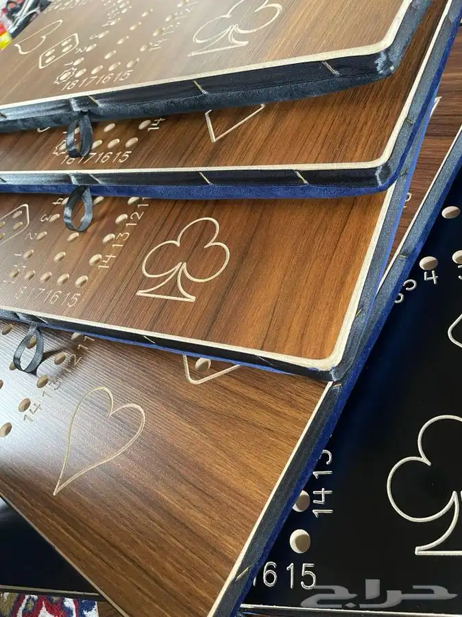 طاولات بلوت نحت او نقش خاص 83