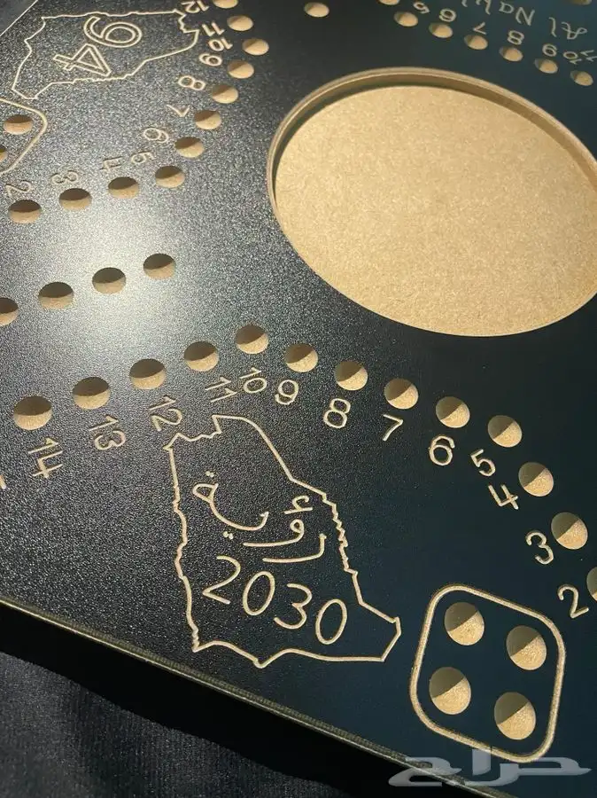 طاولات بلوت نحت او نقش خاص 15