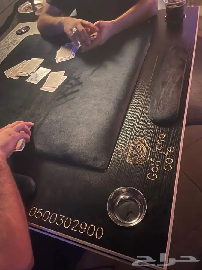 طاولات بلوت نحت او نقش خاص 67