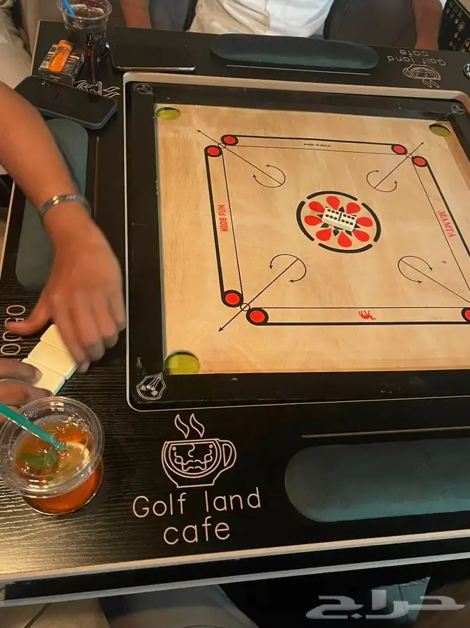 طاولات بلوت نحت او نقش خاص 66