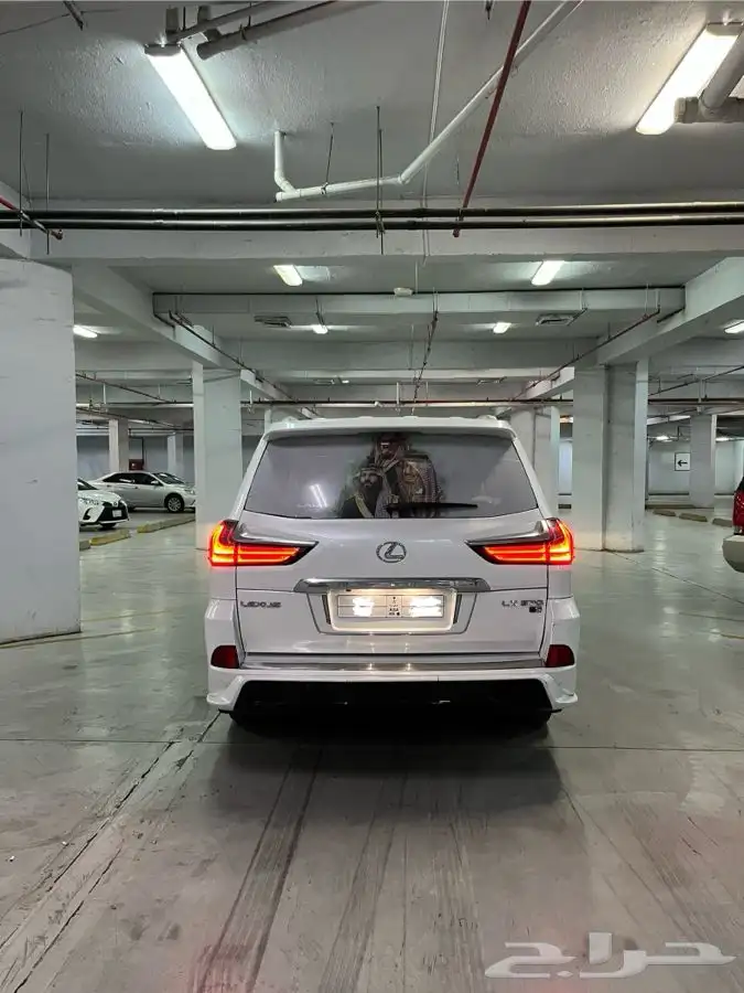 جيب لكزس 2021 - LX570 6