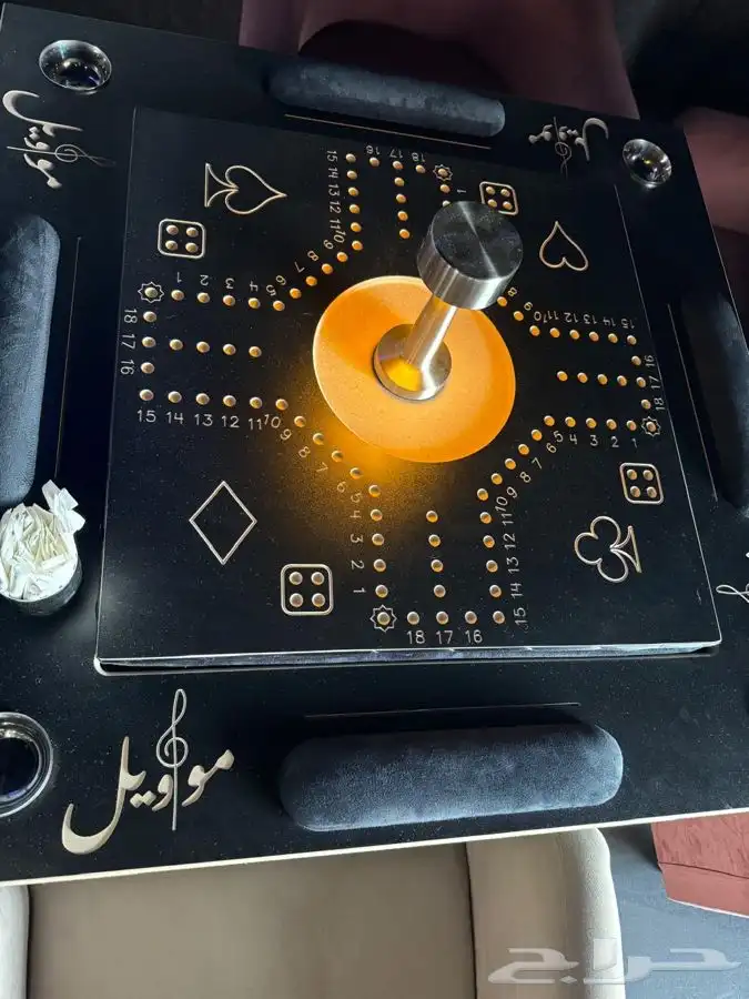 طاولات بلوت نحت او نقش خاص 4