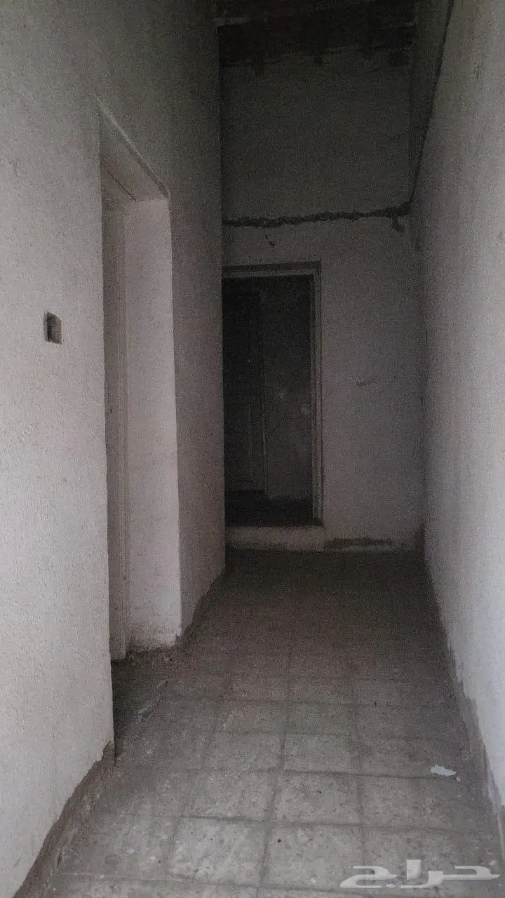 بيت شعبي للبيع بين الدويمه والجبور مساحه 233 متر 8