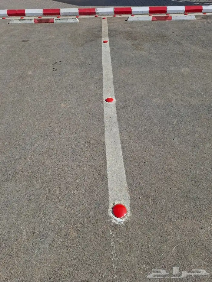 زفلته واسفلت وتوريد ومبشور وعمل ترابيه وتخطيط طرق 11