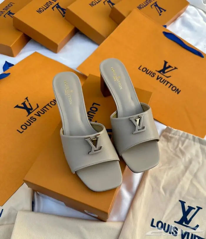 صنادل ماركات ماركة لويس سليبرات جيس حذاء عالي فيتون صندل قيس 17