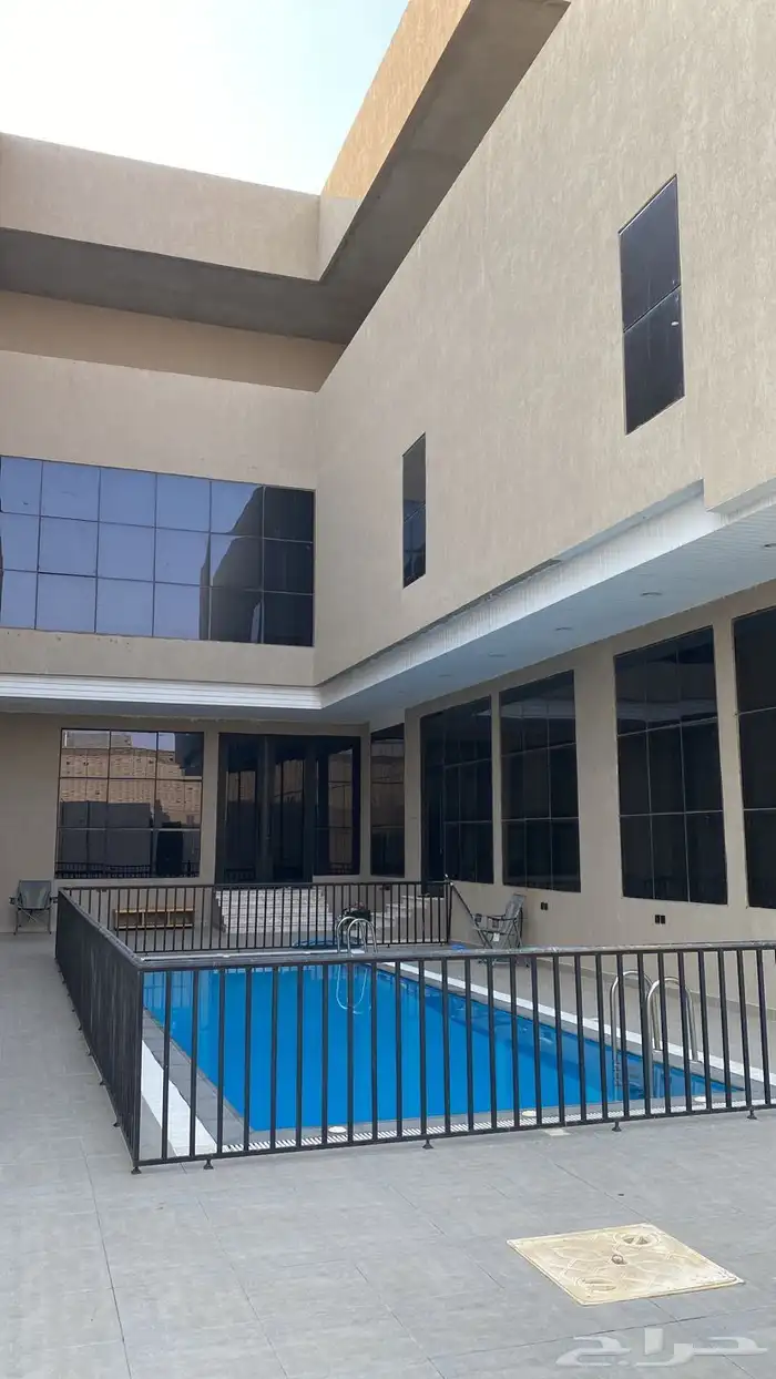 فيلا للبيع مودرن VIP او الايجار مفروشة أبحر الشمالية حرف U 11