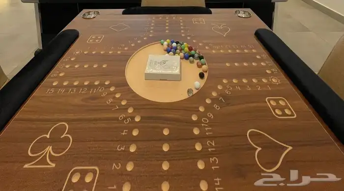 طاولات بلوت نحت او نقش خاص 17