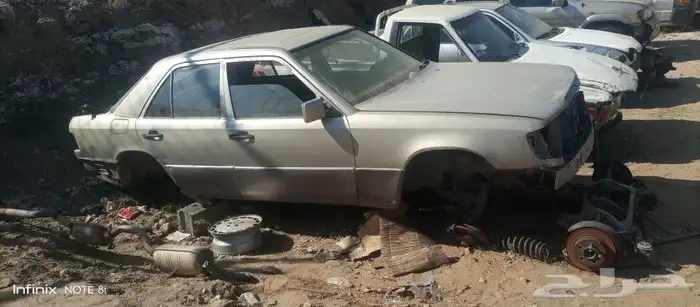 مرسيدس 1994 E230 قطع غيار تشليح 0
