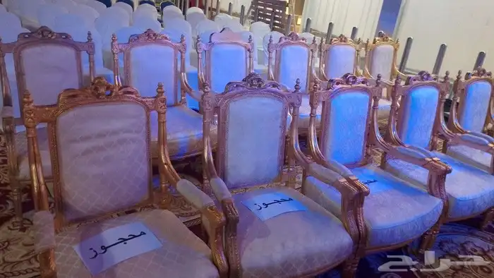 قهوجيين وصبابين كراسي وطاولات سماعات زل ملكي 6